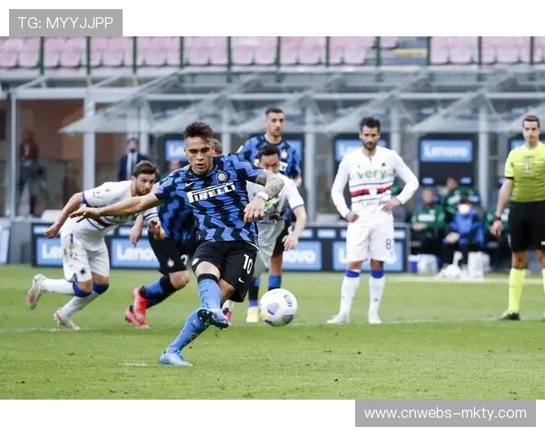 国米角球战术剖析：多种变化令对手防不胜防